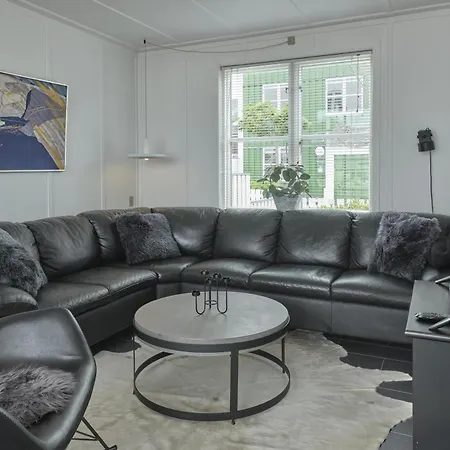 Stunning In With 2 Bedrooms And Wifi * Ebeltoft