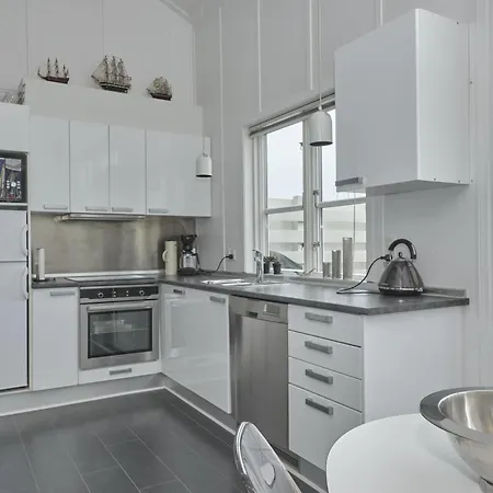 Stunning In With 2 Bedrooms And Wifi Casa de Férias *