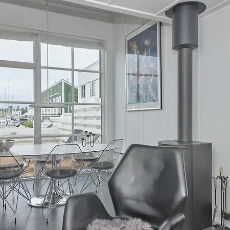 Stunning In With 2 Bedrooms And Wifi * Ebeltoft